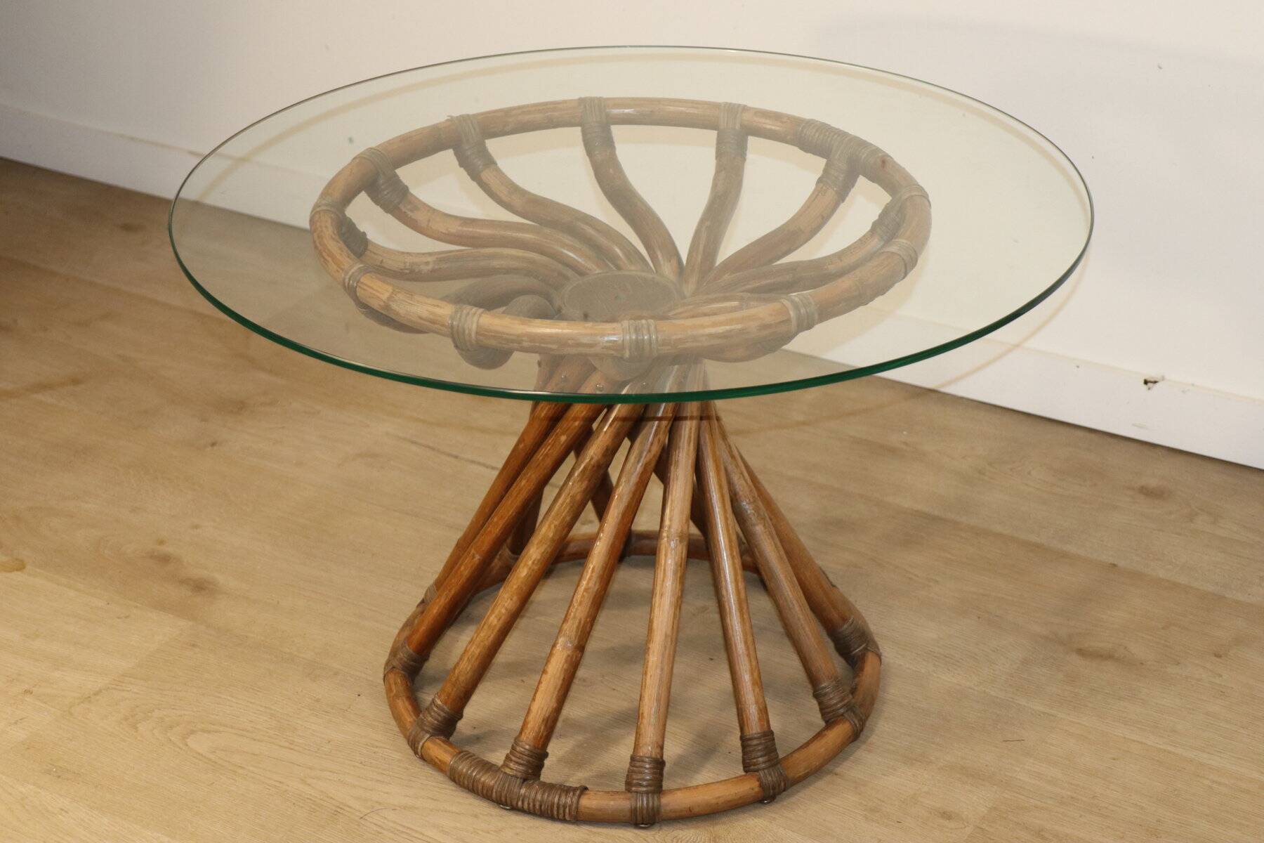 Table en bambou et verre par Bernard Govin – édition Eguizier, 1970