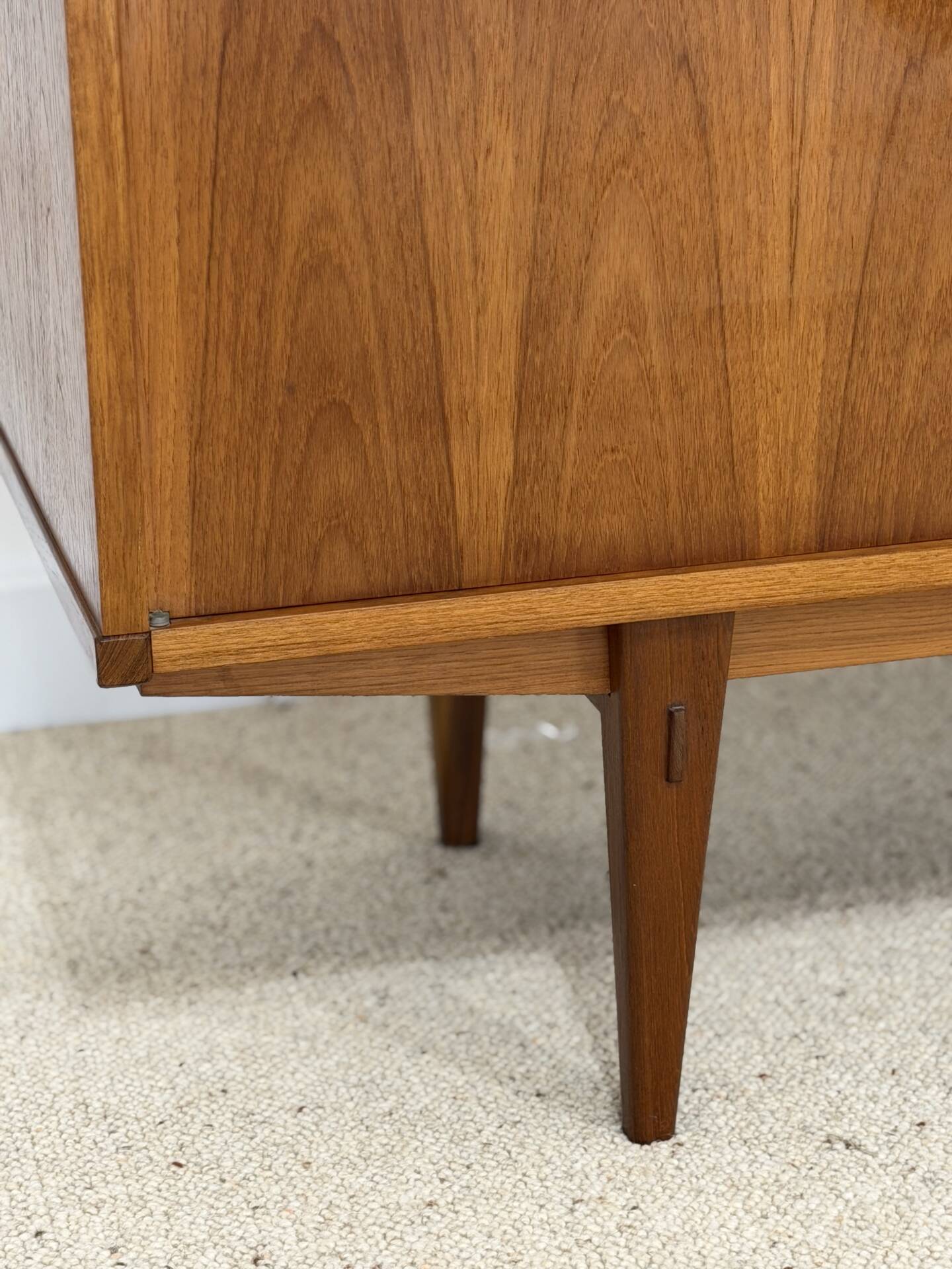 Large ARNO sideboard in oak – 1960s/70s