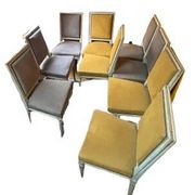 10 chaises style Louis XVI, refaites à neuf d'excellente facture