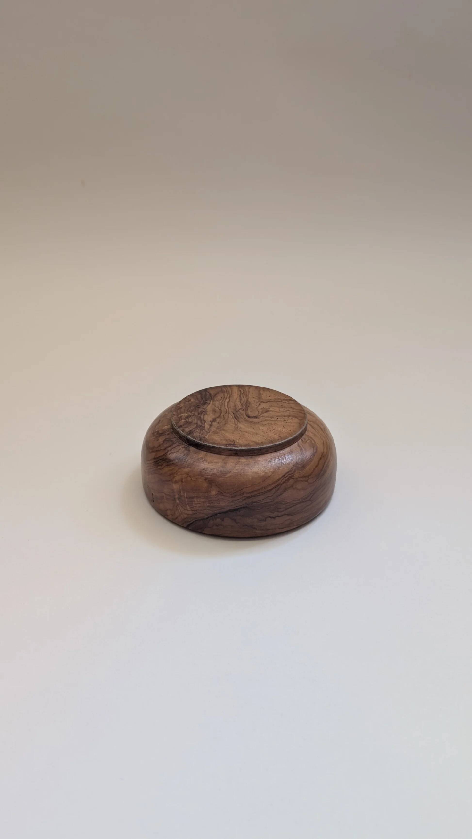 Olive wood bowl