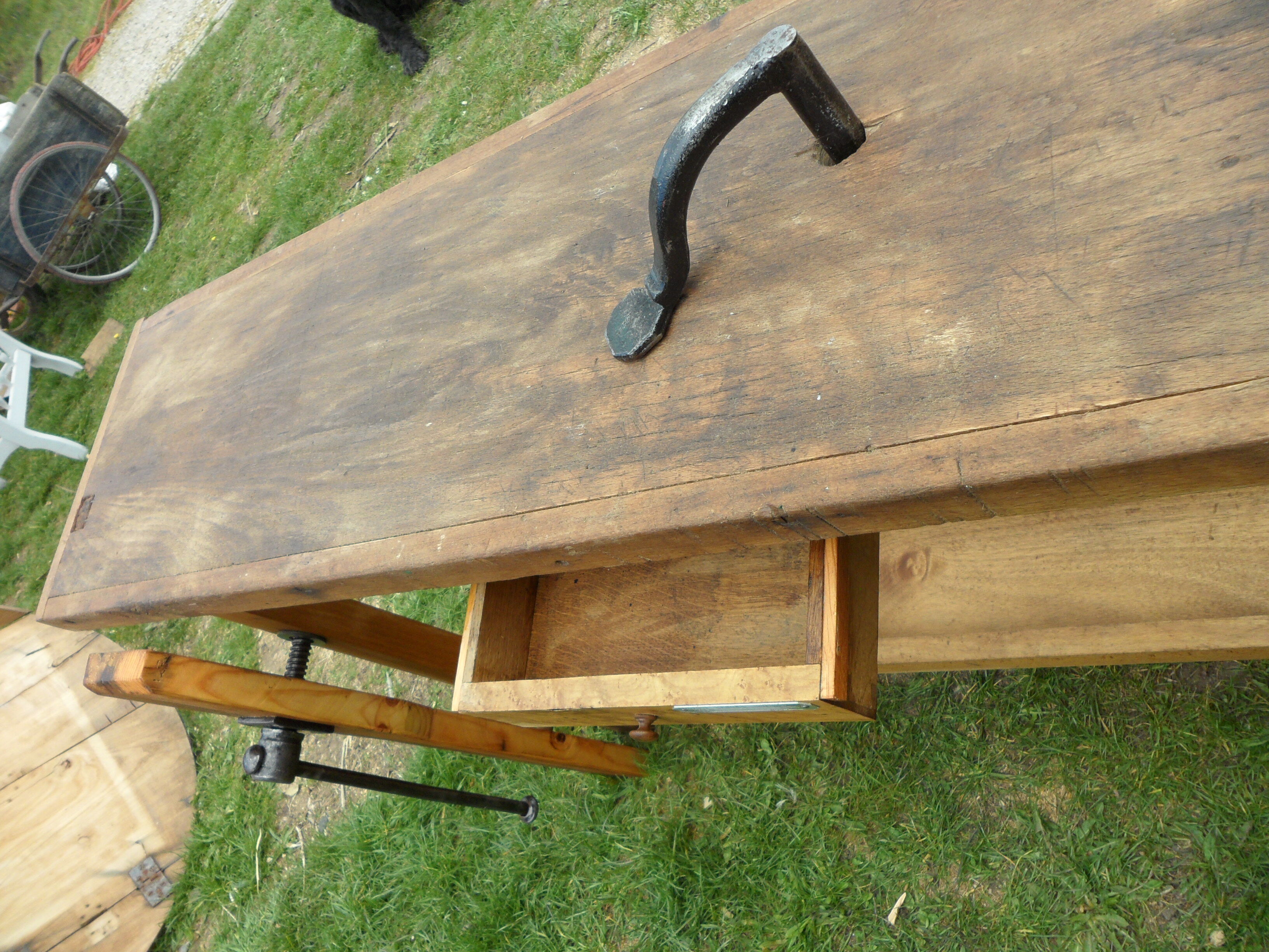 Carpenter's workbench