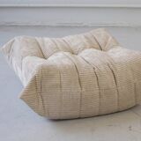 Ensemble de canapés Togo en velours côtelé beige, modèle dessiné par Michel Ducaroy 1973