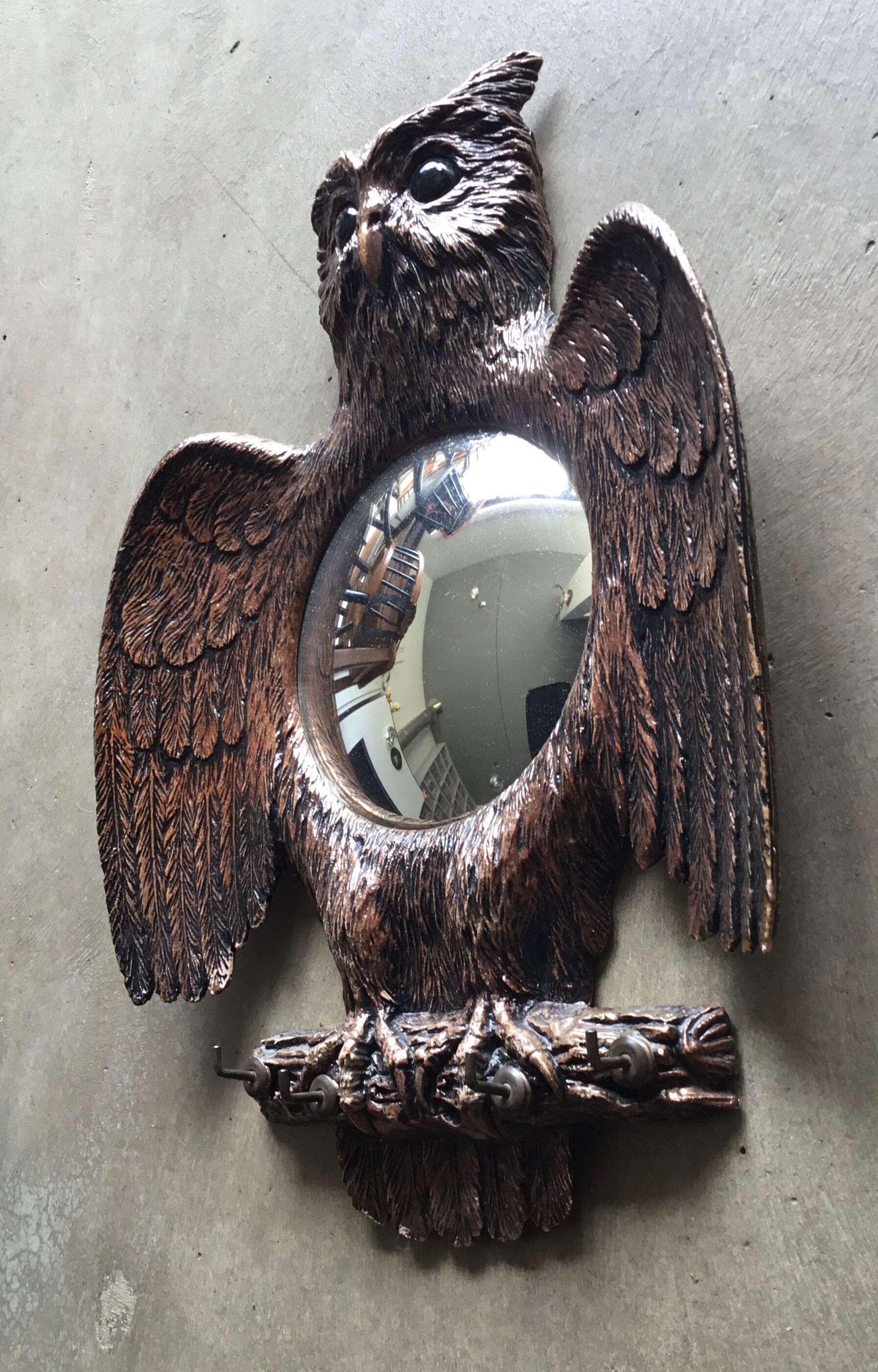 Bulging mirror or witch's eye - owl shape - vintage 1960