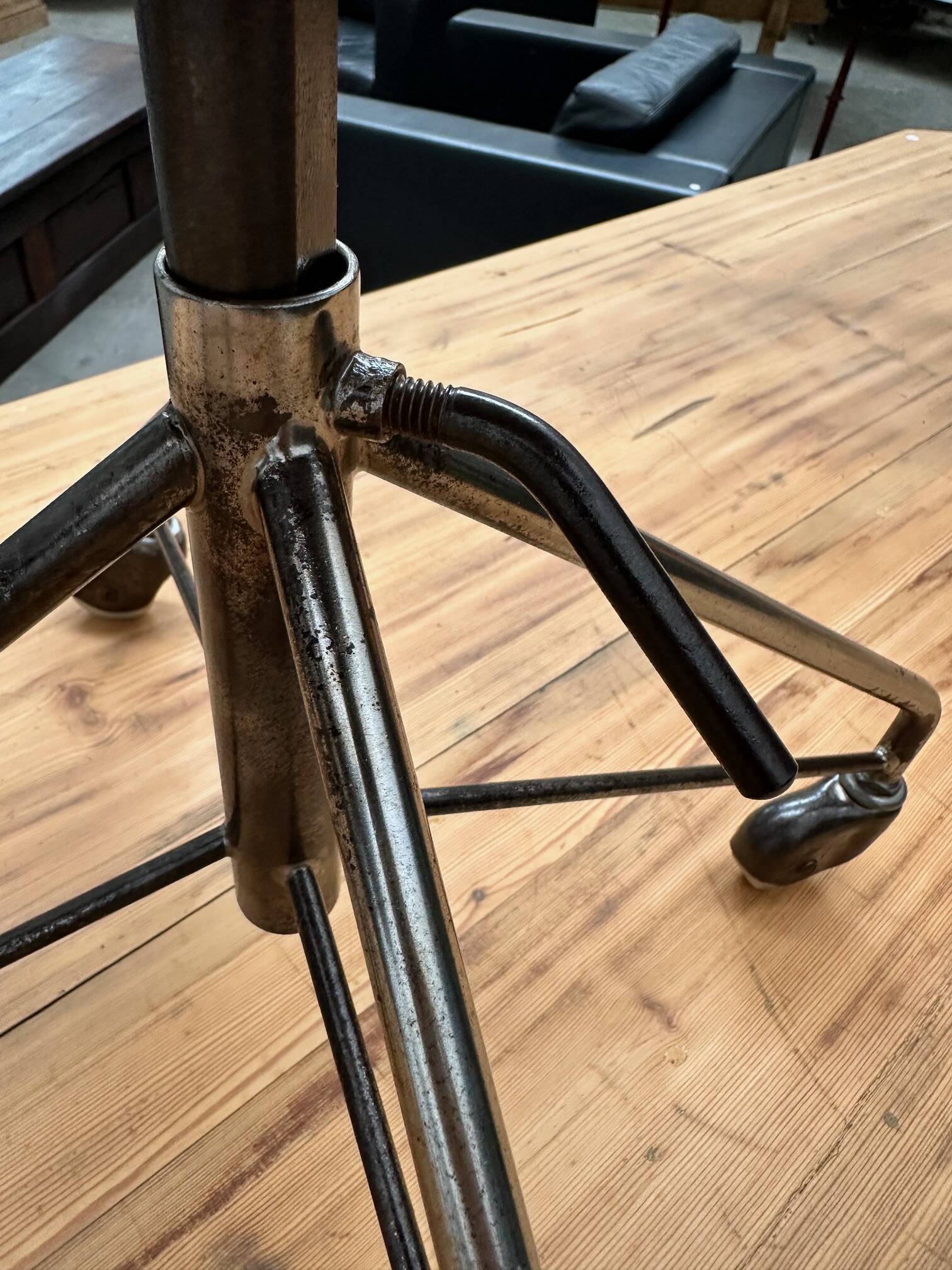 Pair of office chairs by Arne Jacobsen