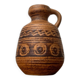 East German pottery vase from the mid-century GDR by Strehla Keramik, 1960s.