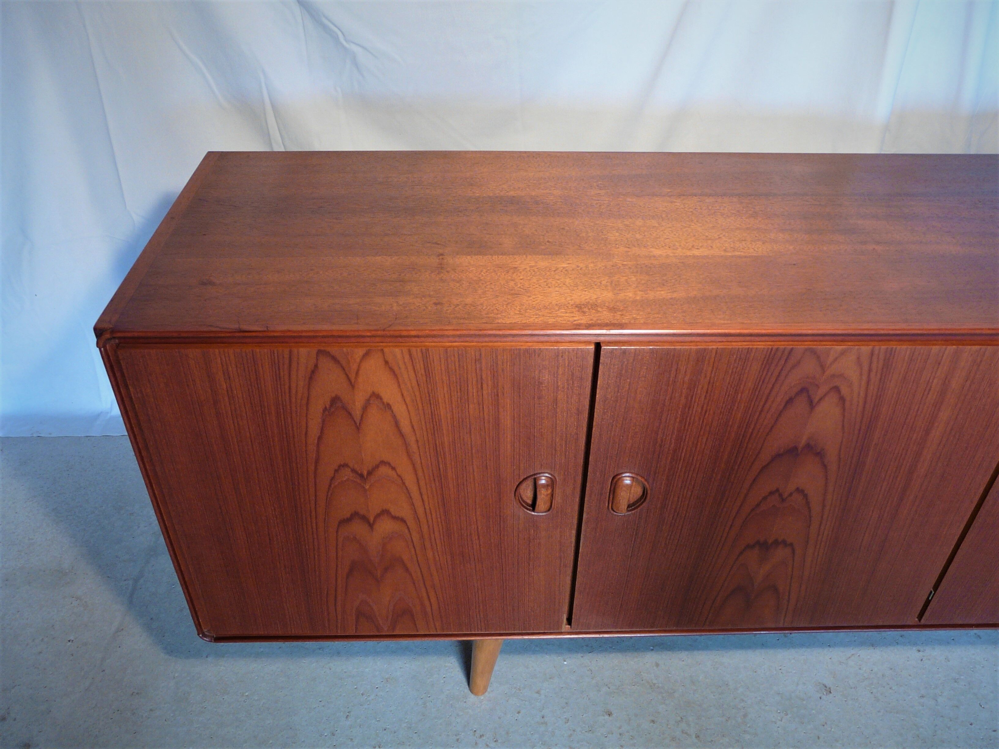 Scandinavian teak enfilade 60s