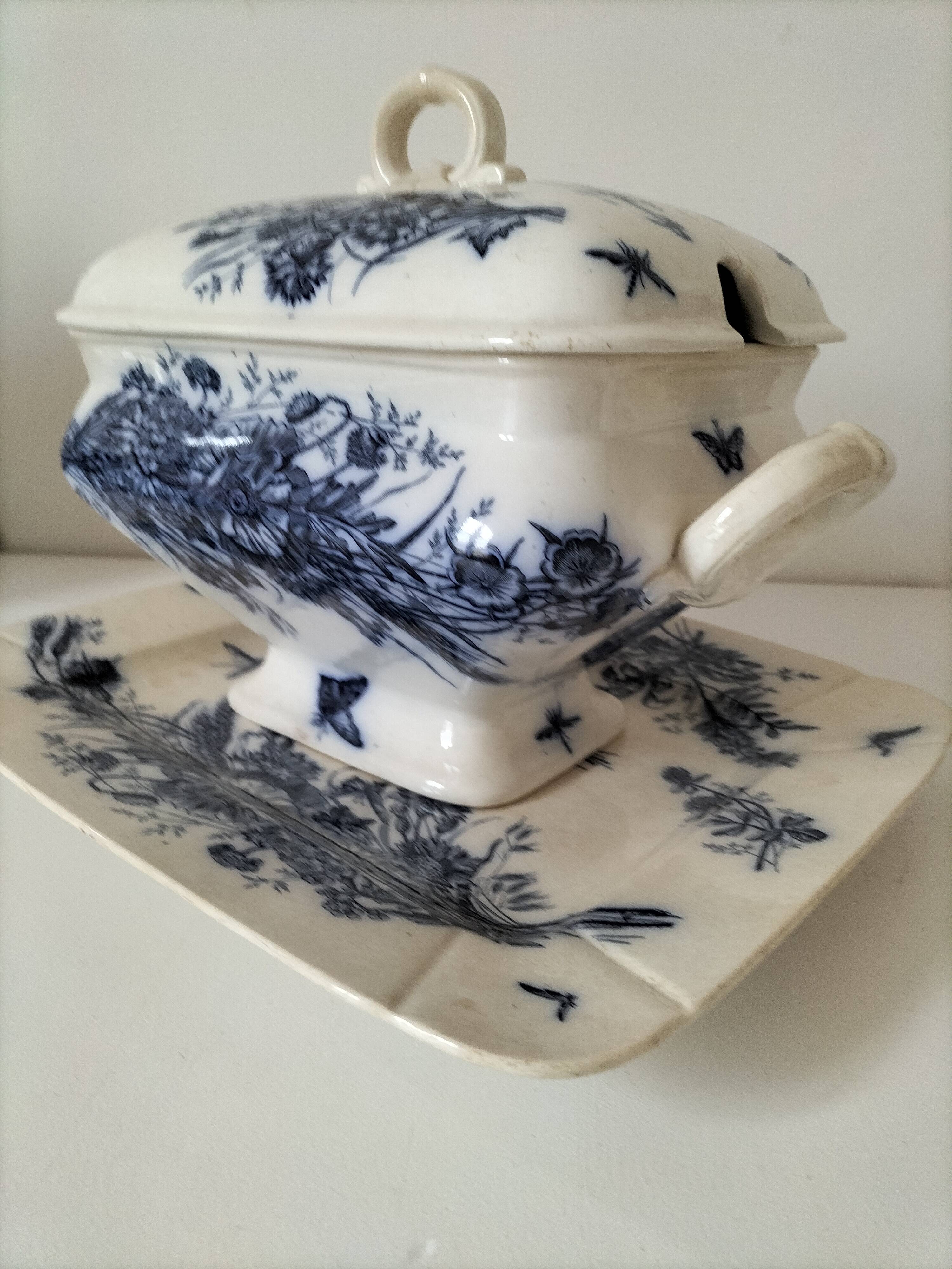 Antique set of rectangular dish and soup tureen – Mouzin-Lecat & Cie