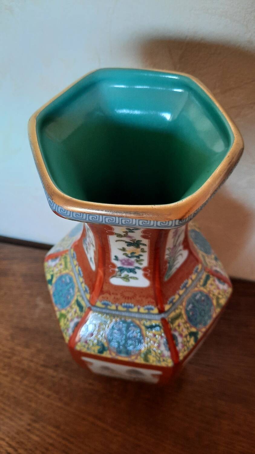 Chinese vase in rose family porcelain