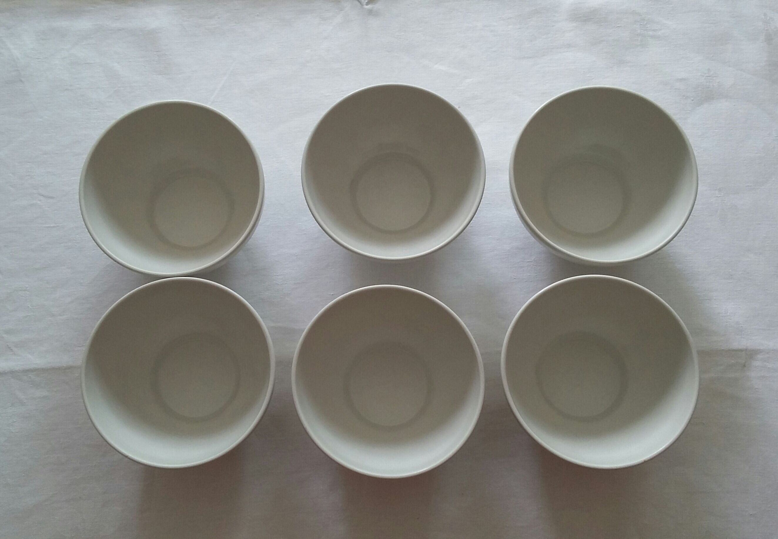 Lots of white porcelain bowls