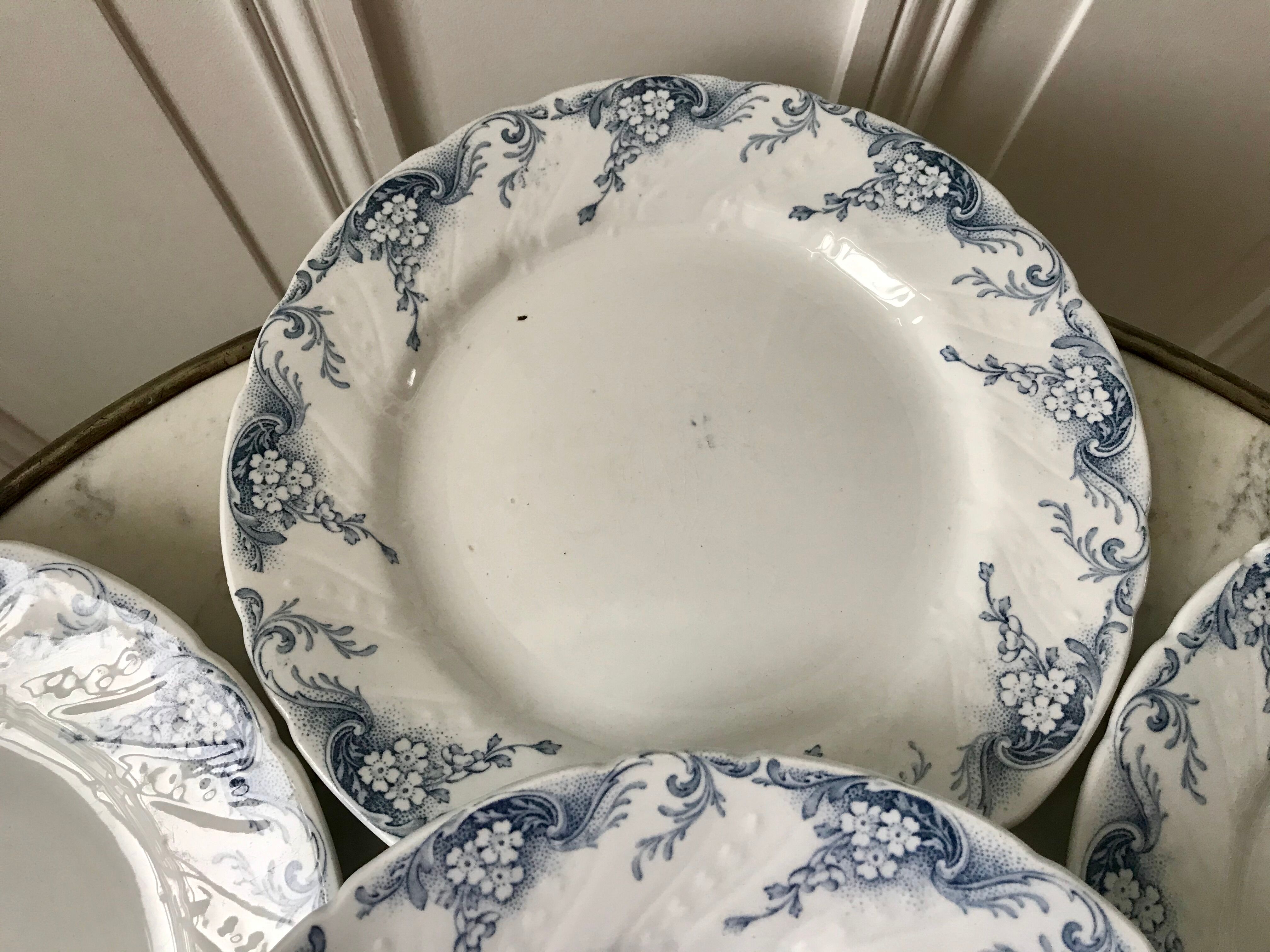 set of 6 flat plates in Iron Earth K&G Lunéville model "Angèle" late 19th century