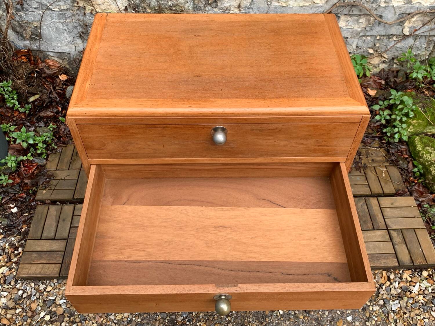 Vintage chest of drawers in solid raw wood from 1950