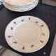 Lot de 7 assiettes et un plat Diguoin