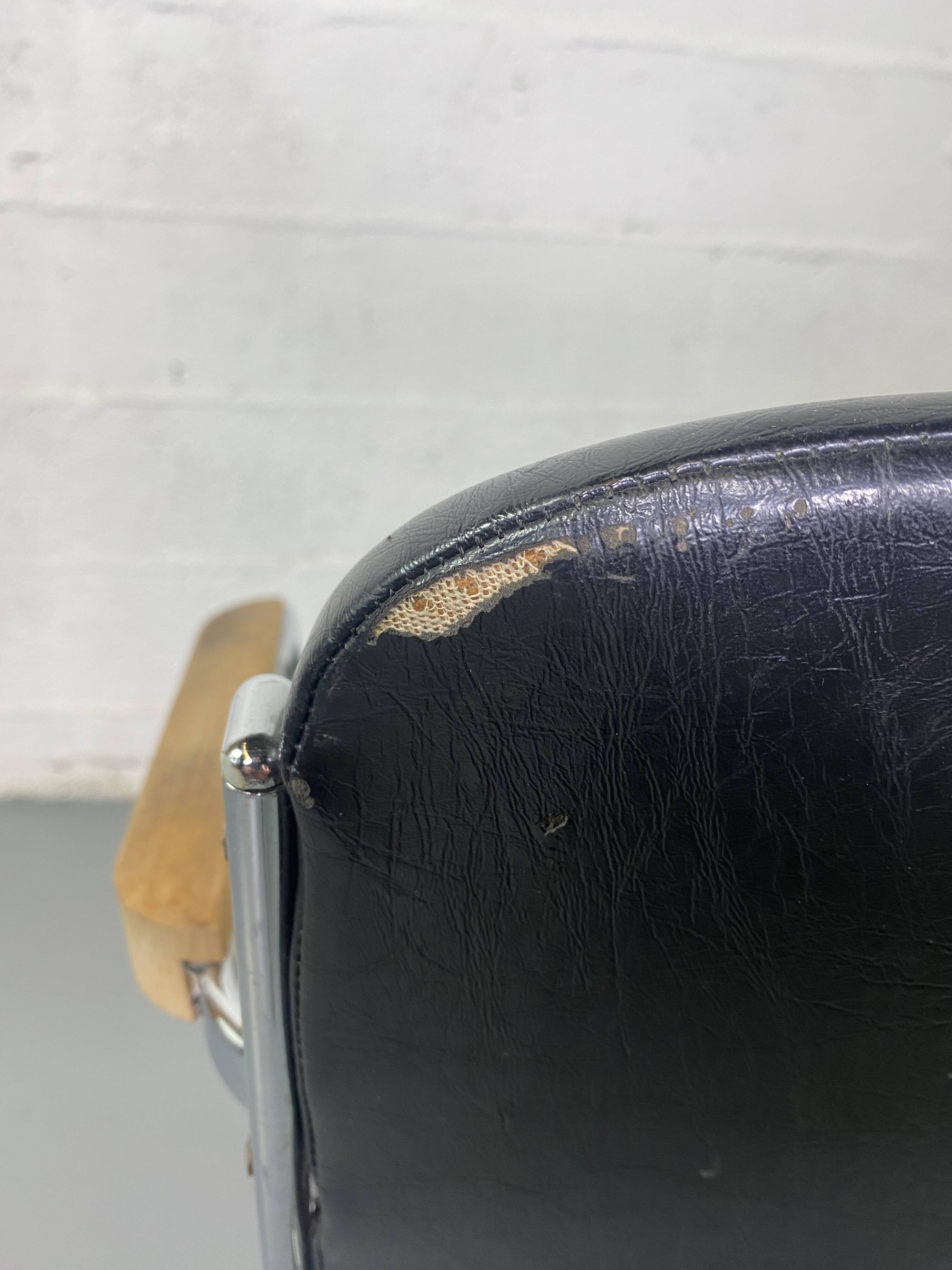 Black tubular office chair