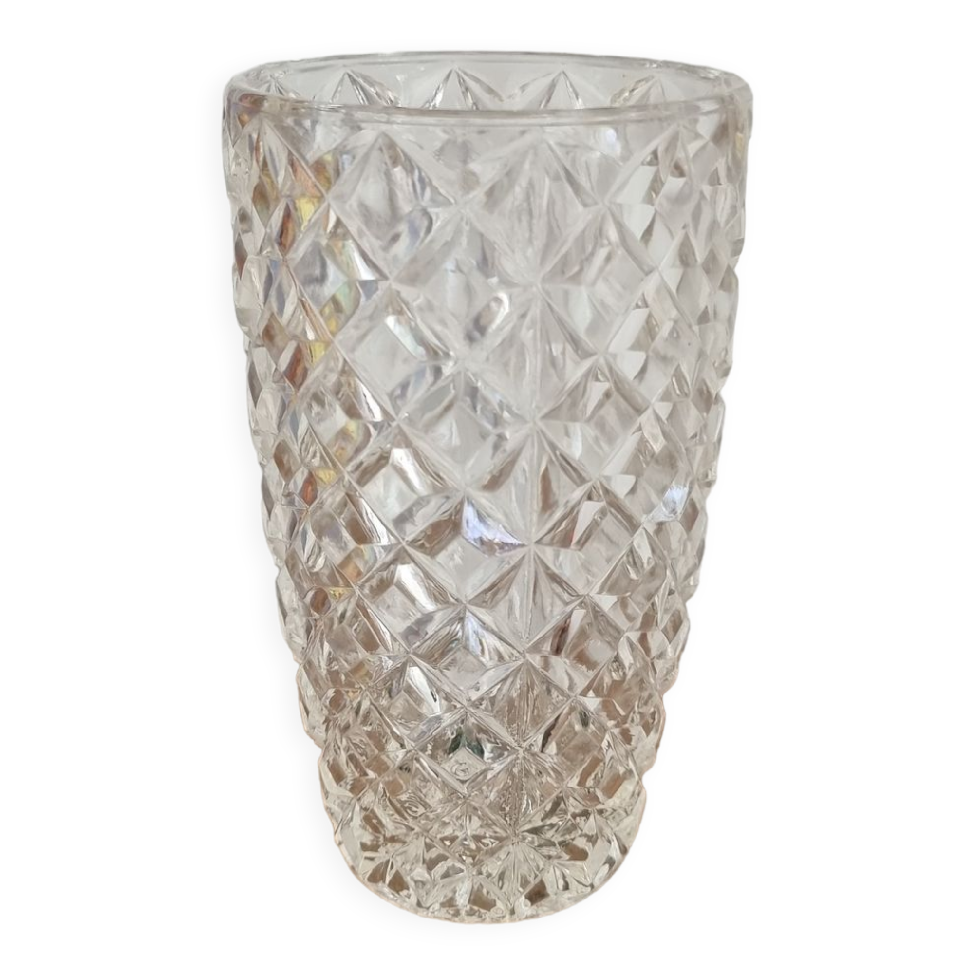 Chiseled glass vase