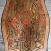 Table  Louis XV  en marqueterie rouge