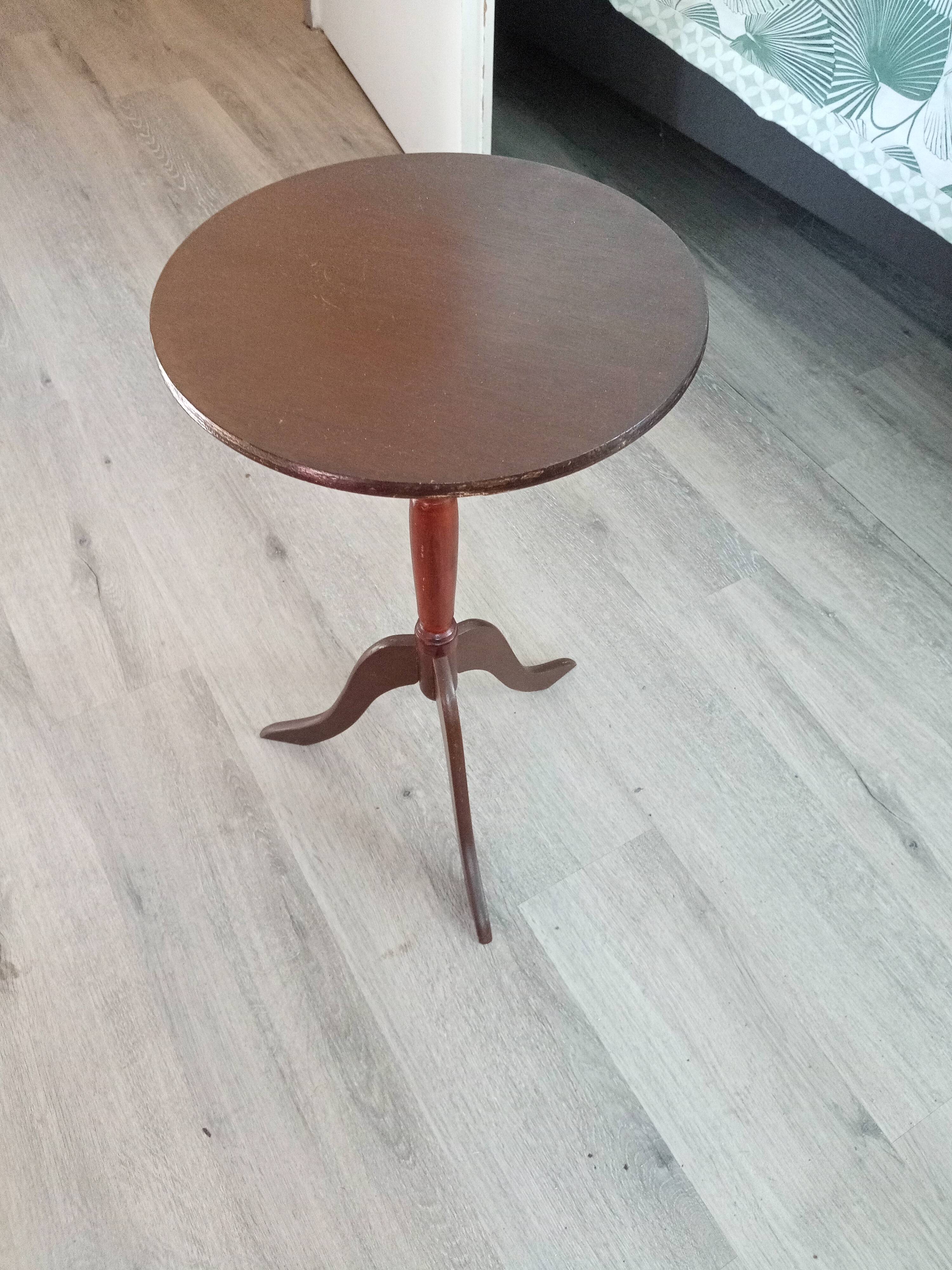 Antique wooden gueridon