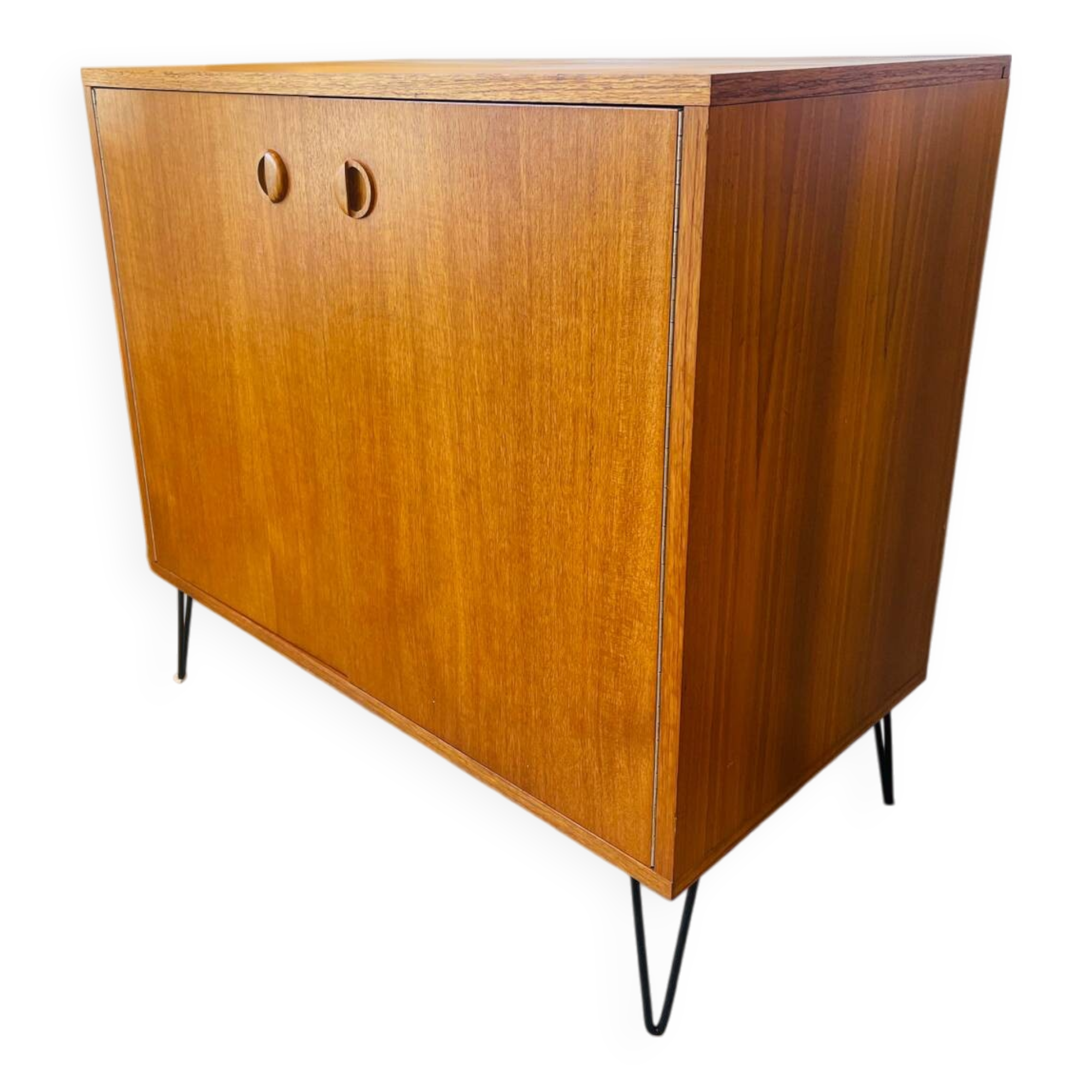 Vintage Scandinavian teak sideboard – 1960
