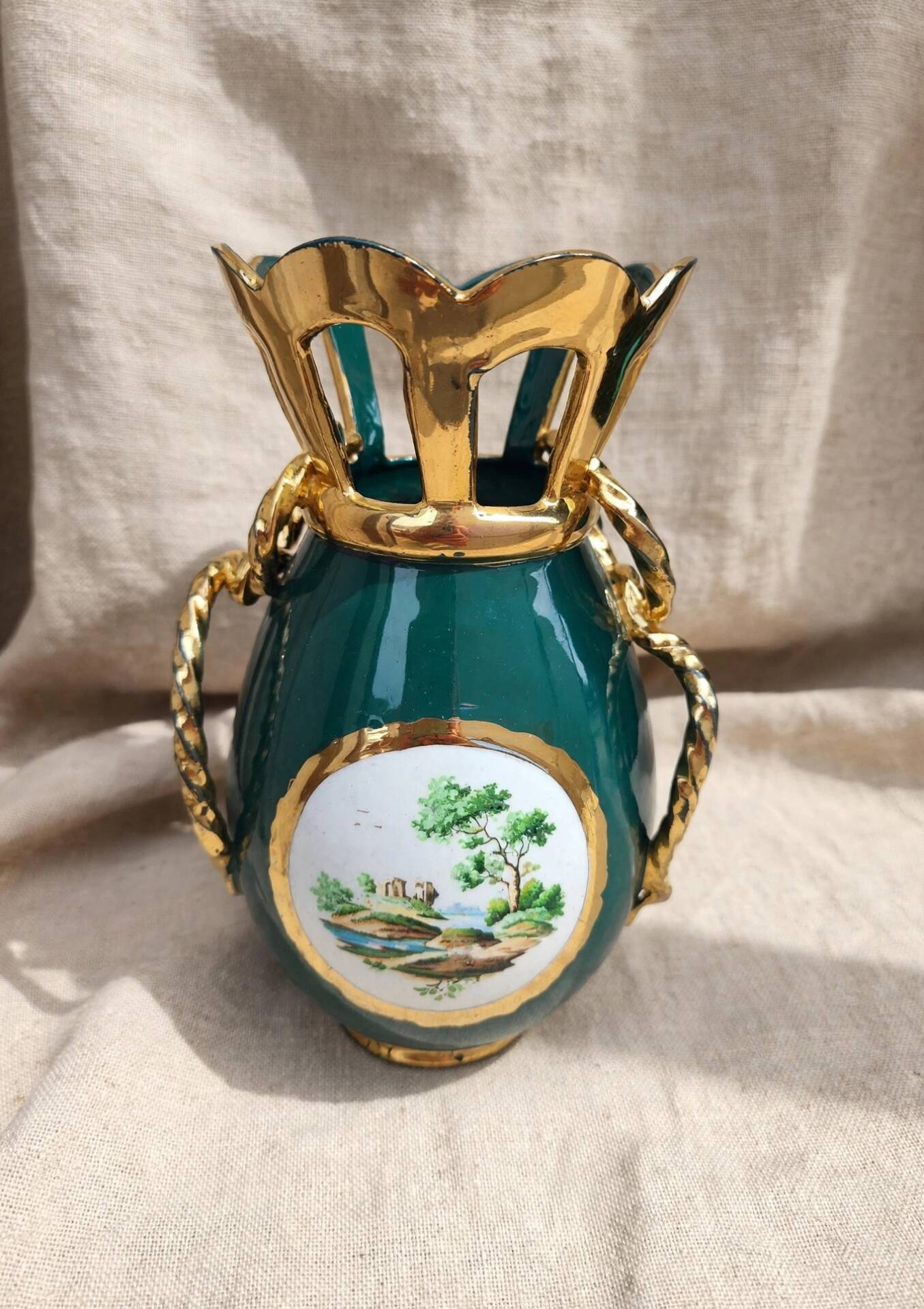 Italian lilac crown vase 26cm - emerald green & gold - vintage 60s year