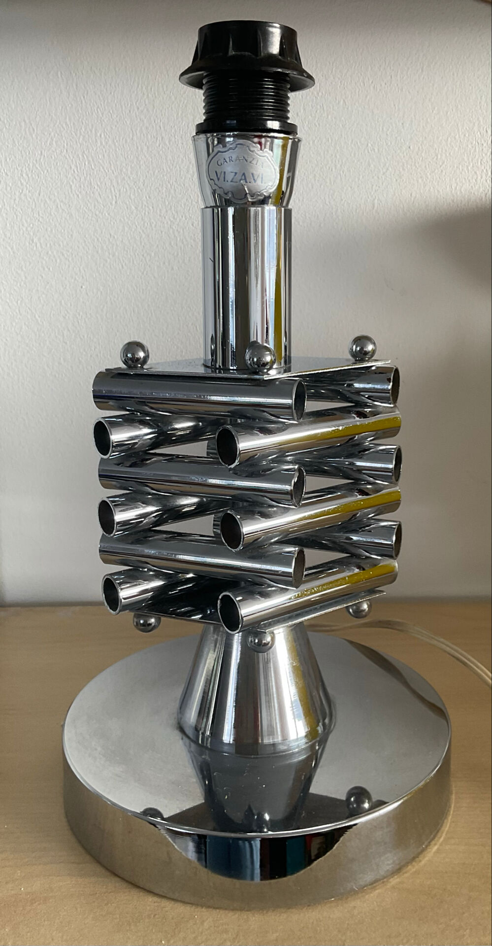 1970s Italian chrome metal lamp base
