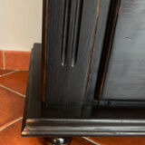 Commode vintage noir en pin peinte à la main