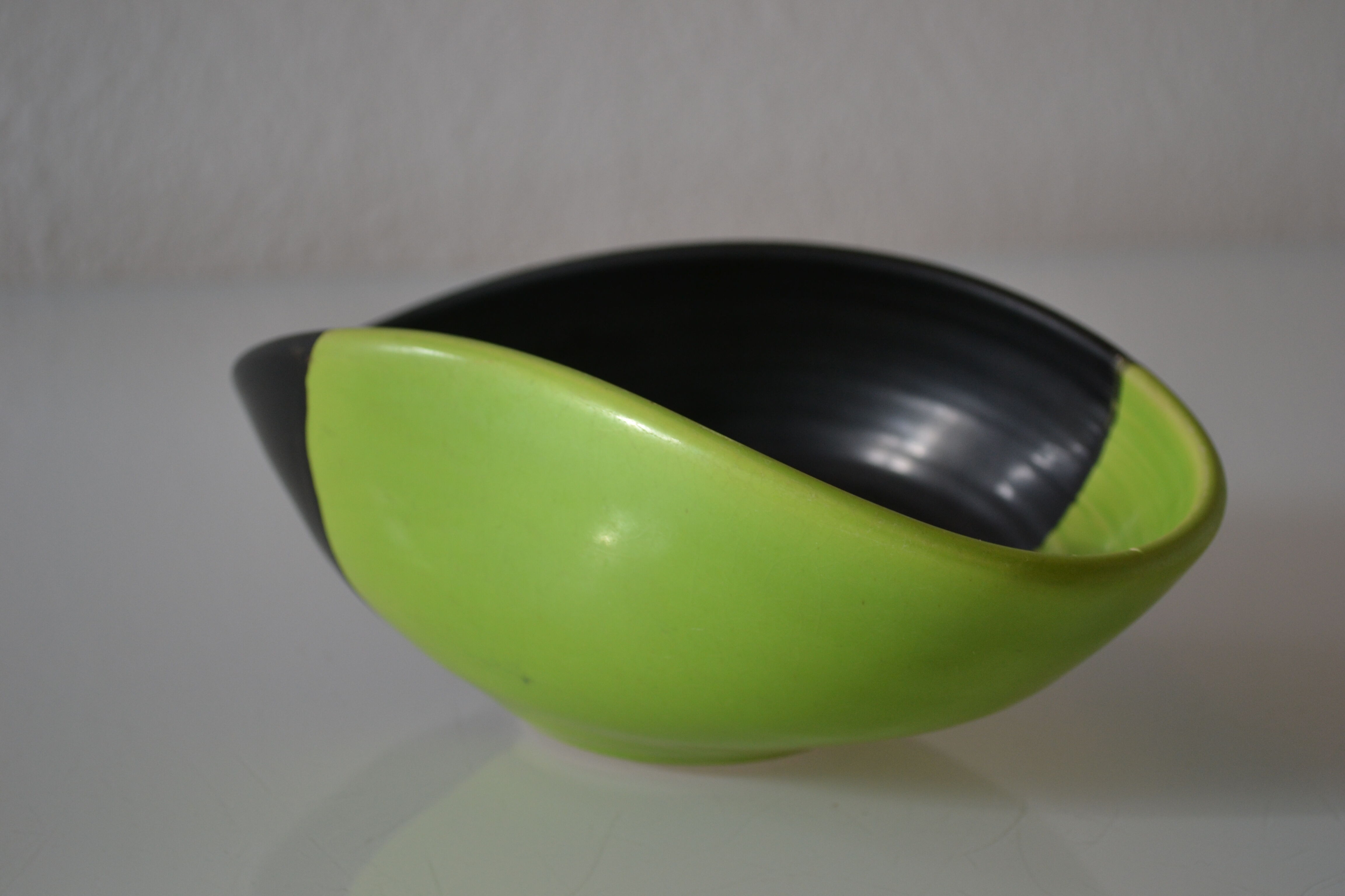 Vintage two-tone ceramic cup 50's