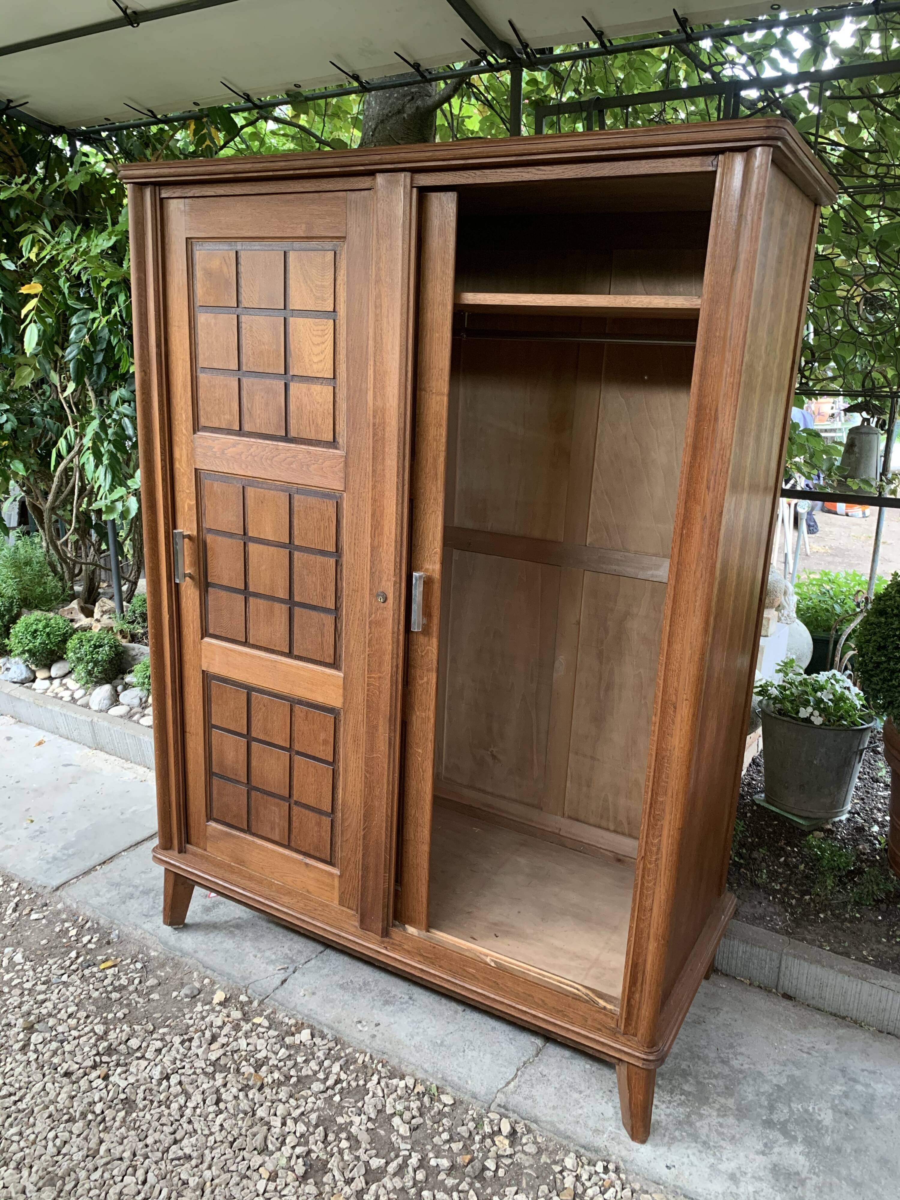 Compas feet cabinet 1950