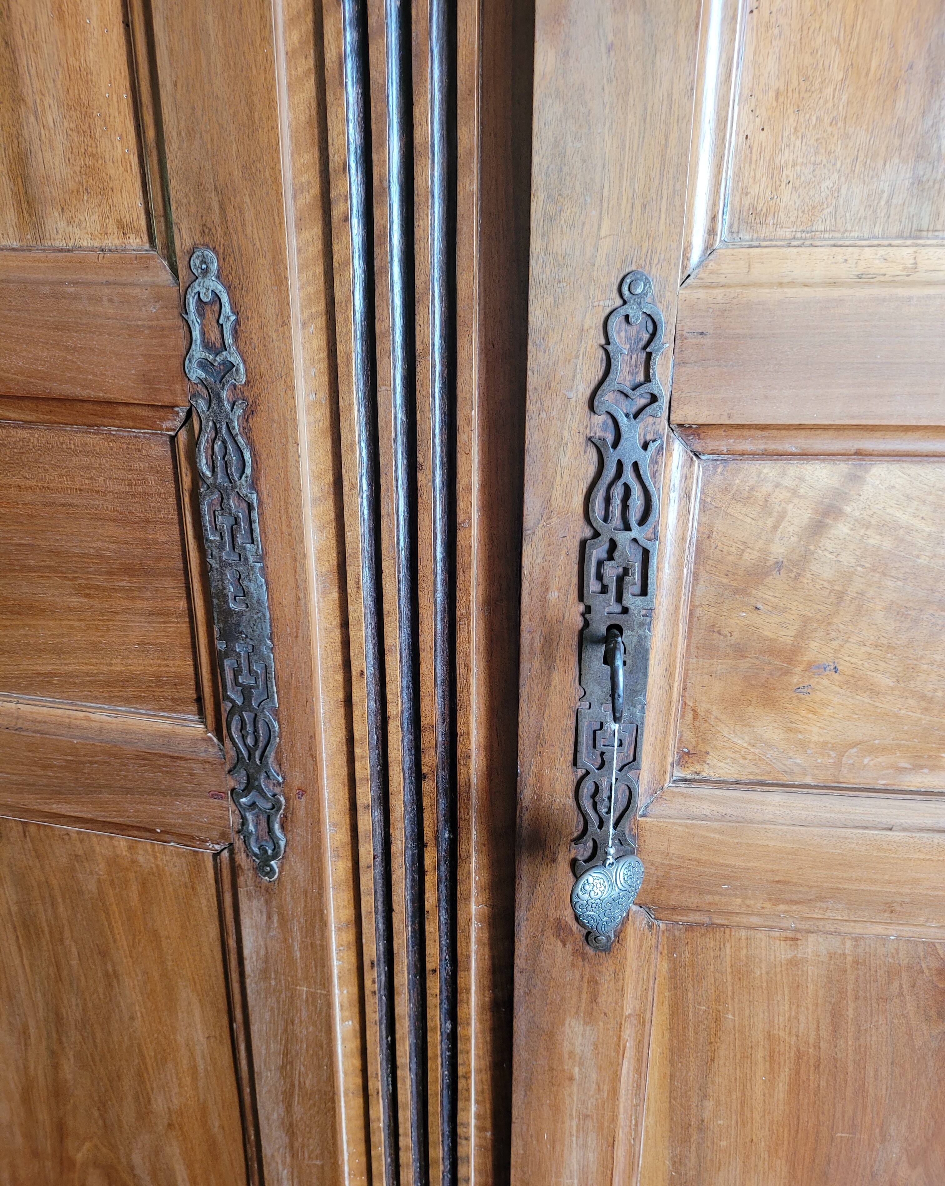 Armoire ancienne