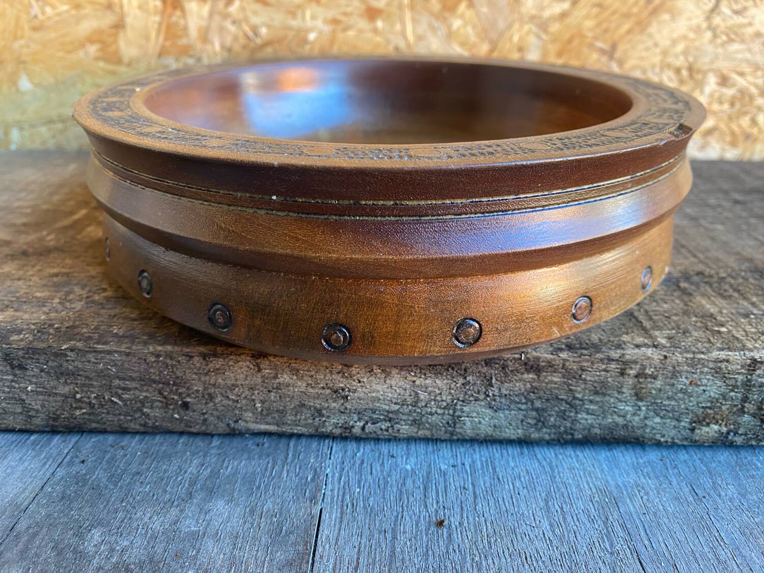 Vintage Carved Wood Pocket Box with Brass Inlays #D883