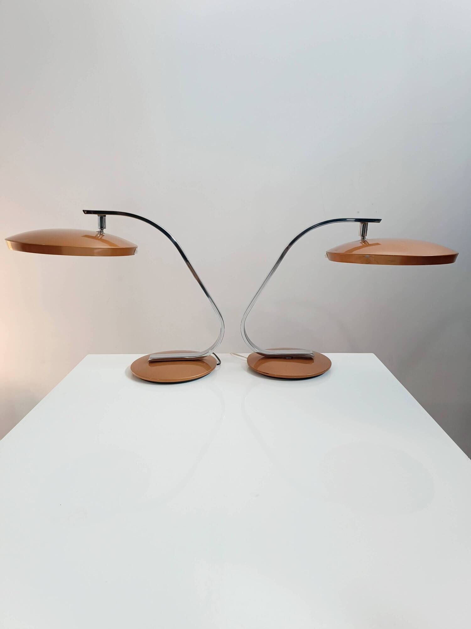 Pair of 520c lamps by LP Oliva for Fase 1970s