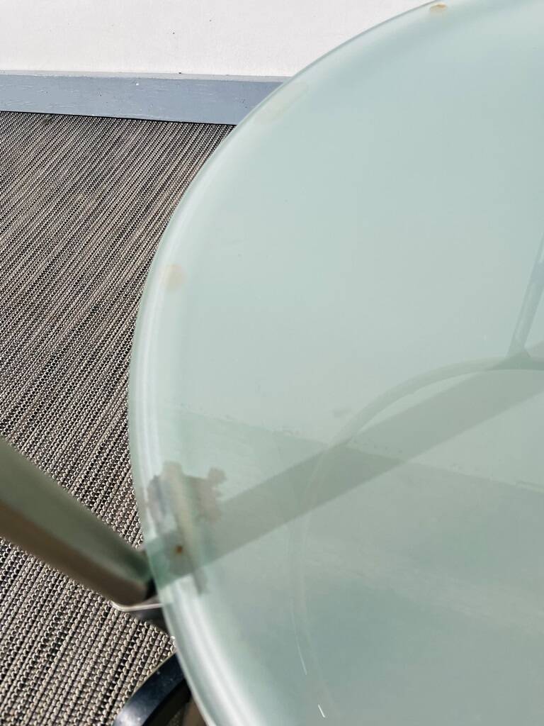 Table d'appoint Strind  par Ehlen Johansson.Vintage 80s