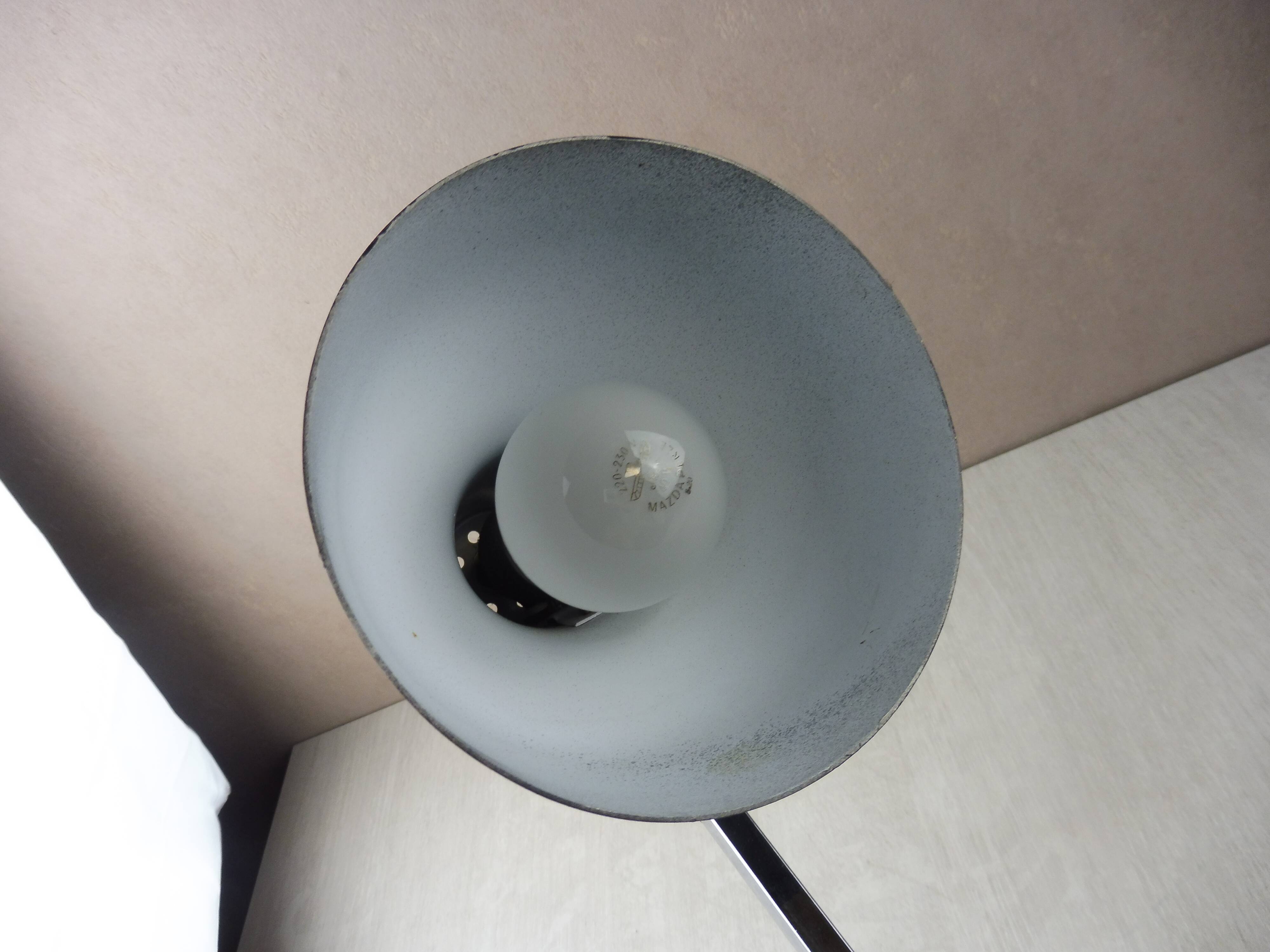 Former workshop lamp