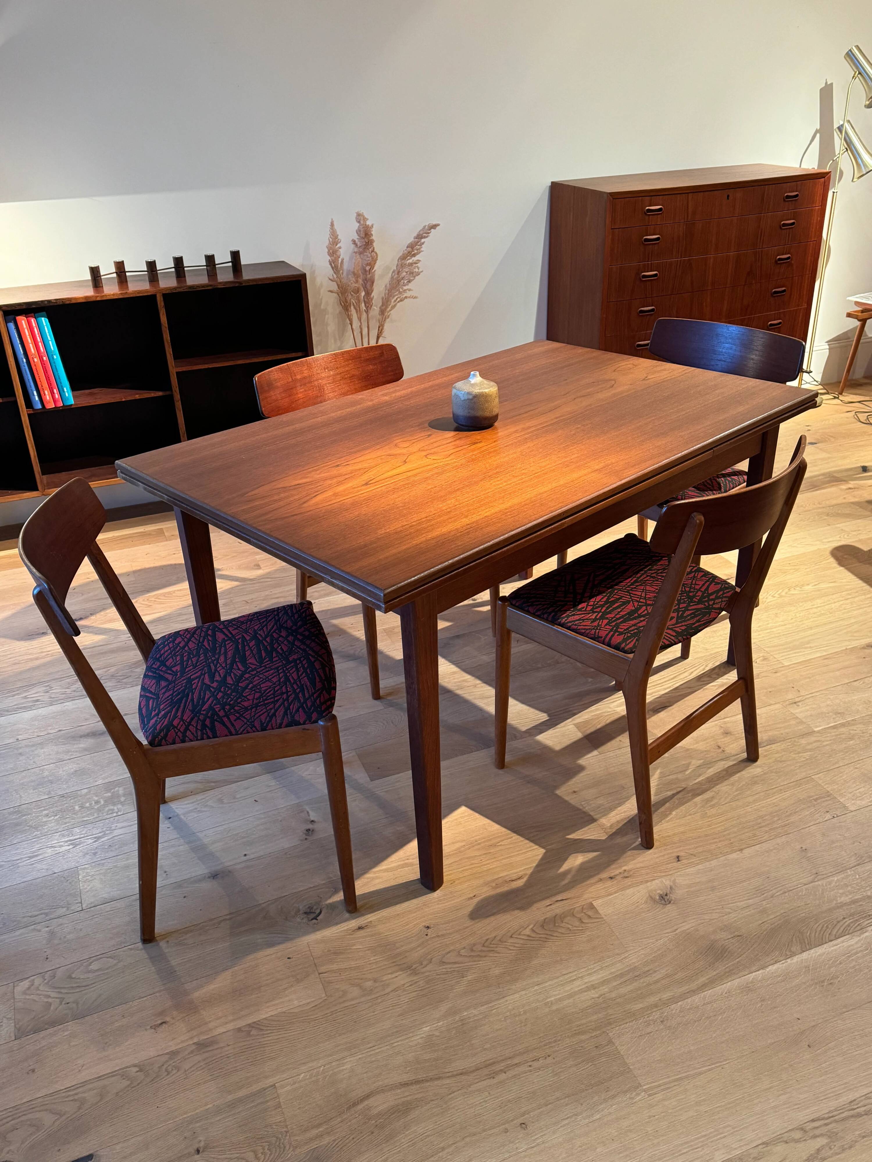 Set of 4 vintage Scandinavian "Virta" chairs