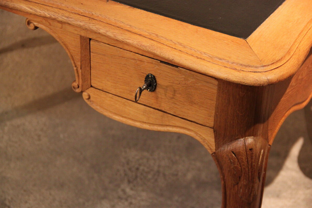 Bureau plat chêne Louis XV