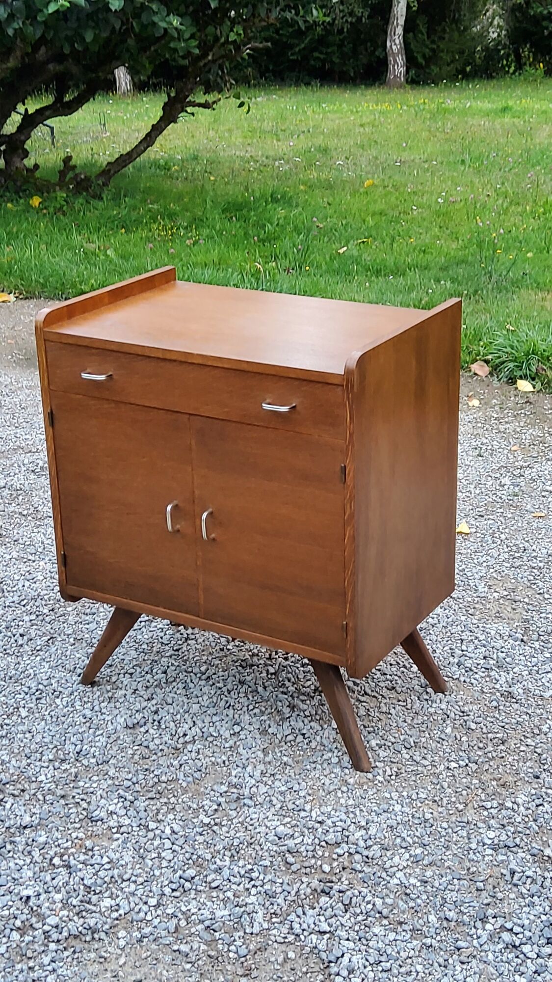 Vintage oak chest of drawers feet compass and fins of the 50s 2 doors 1 drawer