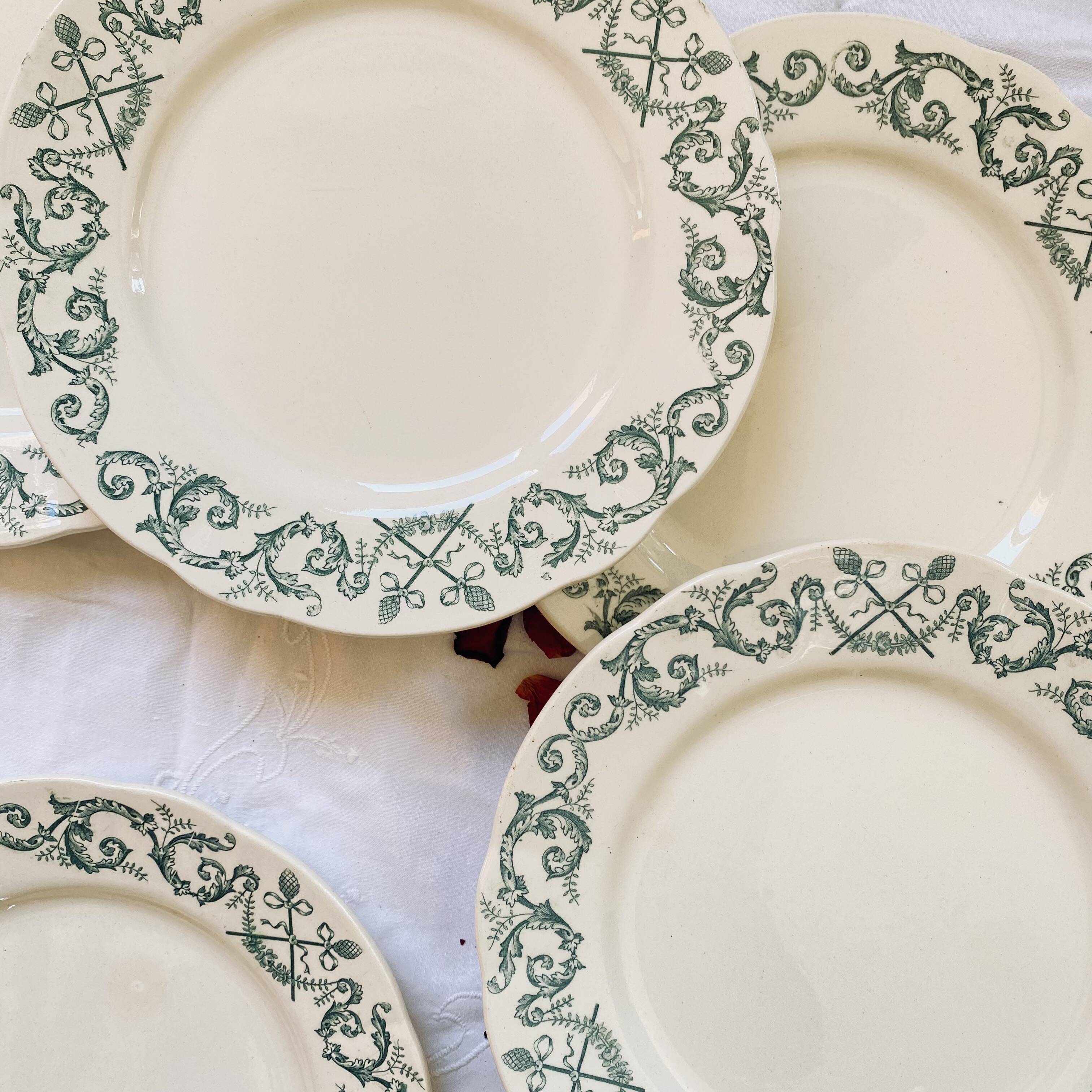 6 assiettes dessert terre de fer Longchamp modèle Trévise vert faïence