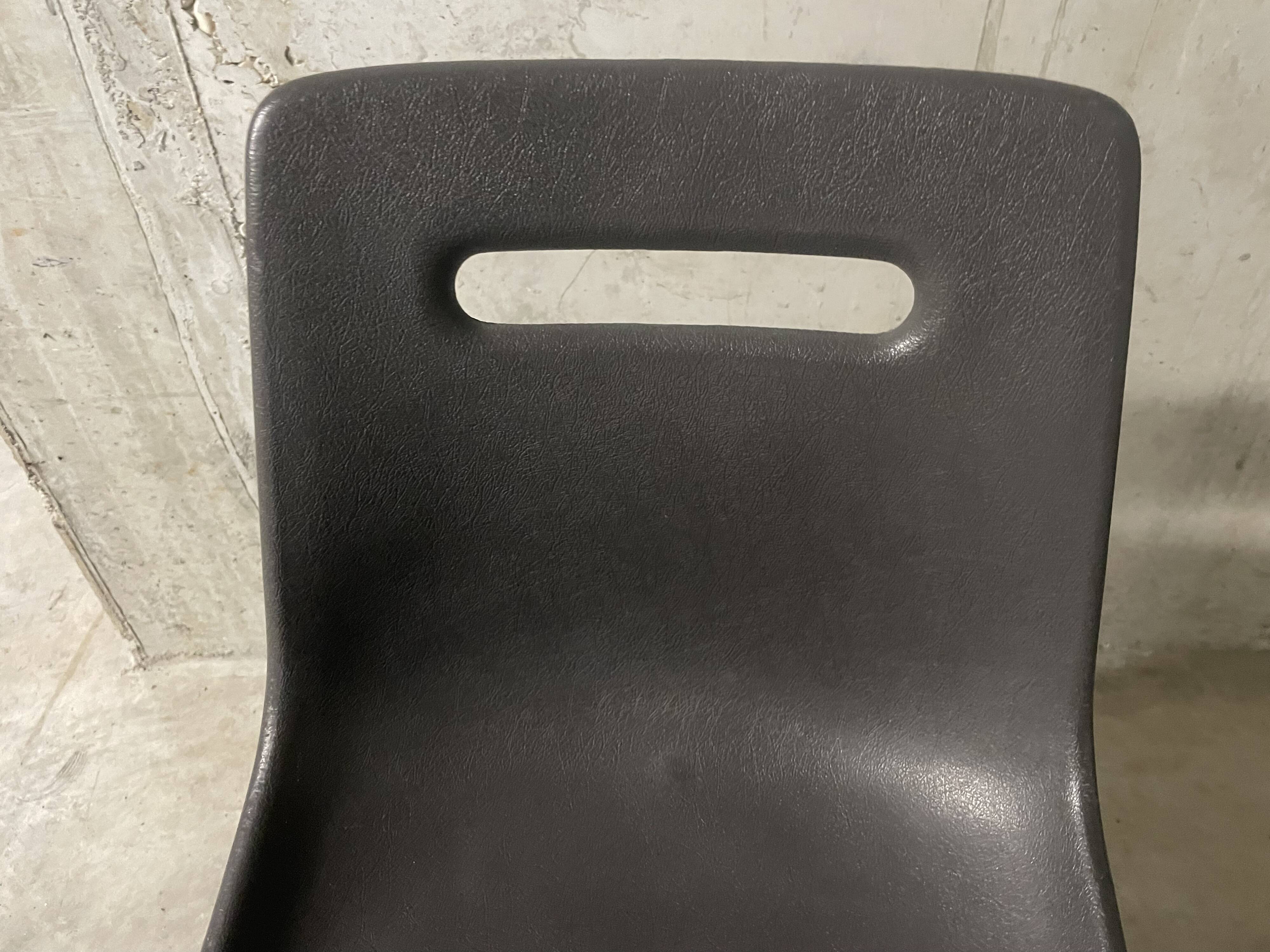 Grosfillex conference chair