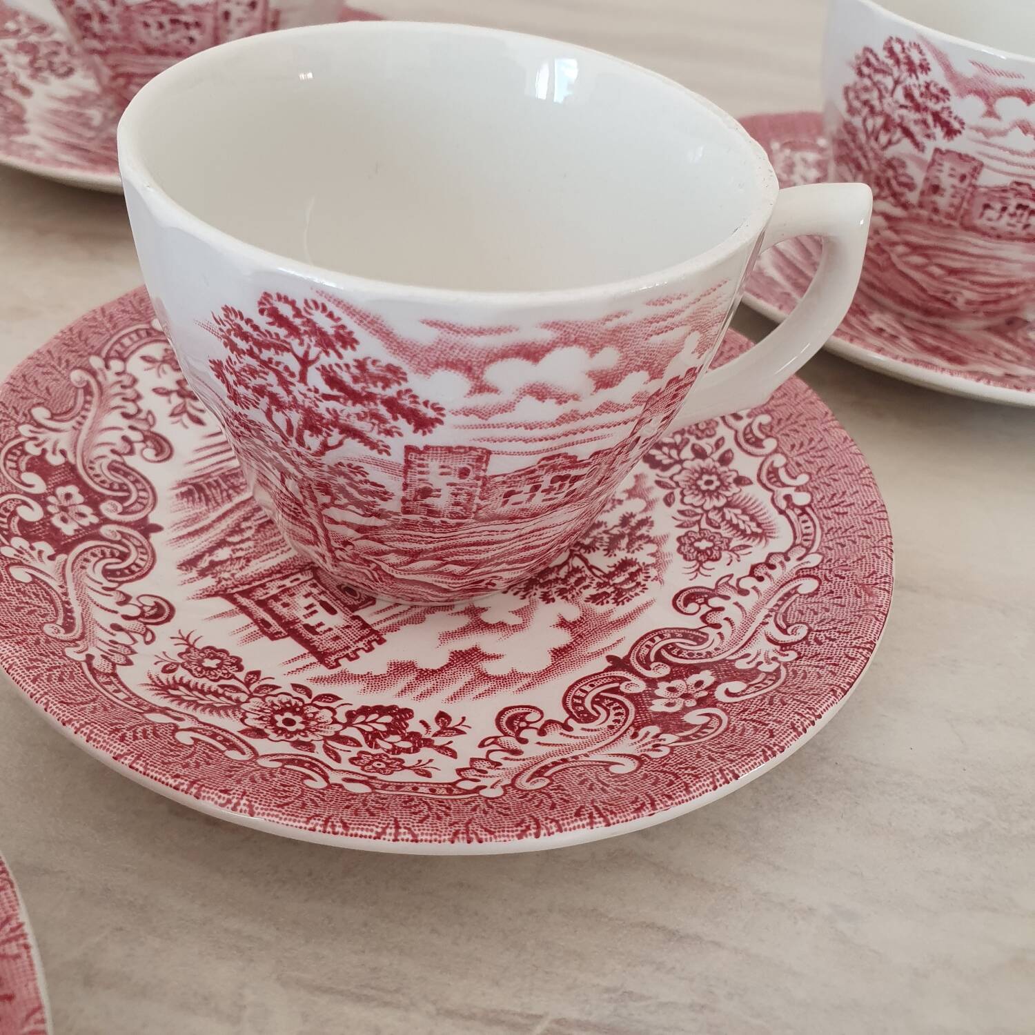 Tasses et sous-tasses Ironstone / service café thé Anglais "Olde Count
