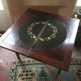 Wooden folding period play table with carpet embroidered with flowers