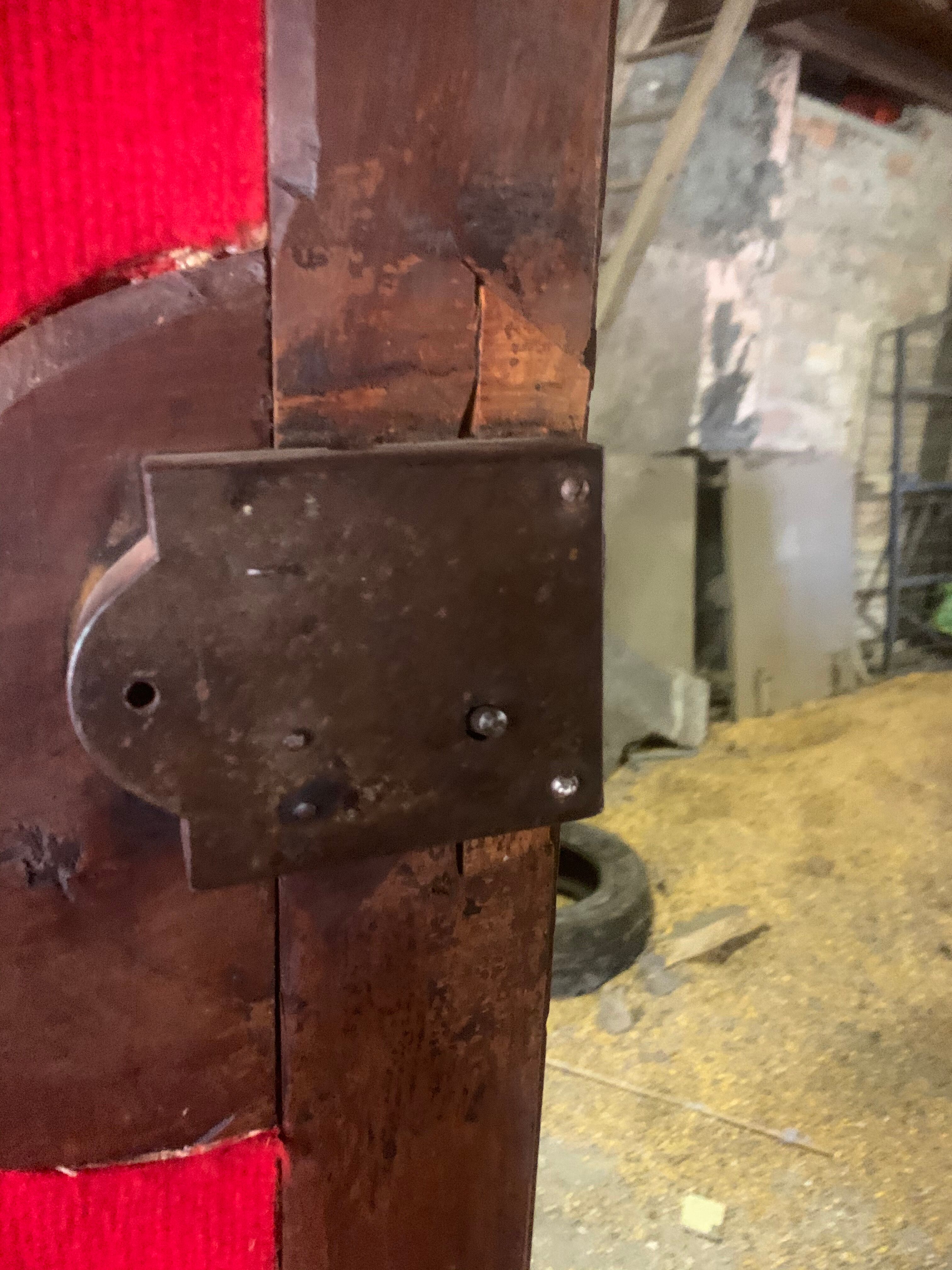 Armoire Louis XV en cerisier