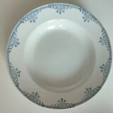 Hollow plates Earth of iron porcelain of Gien