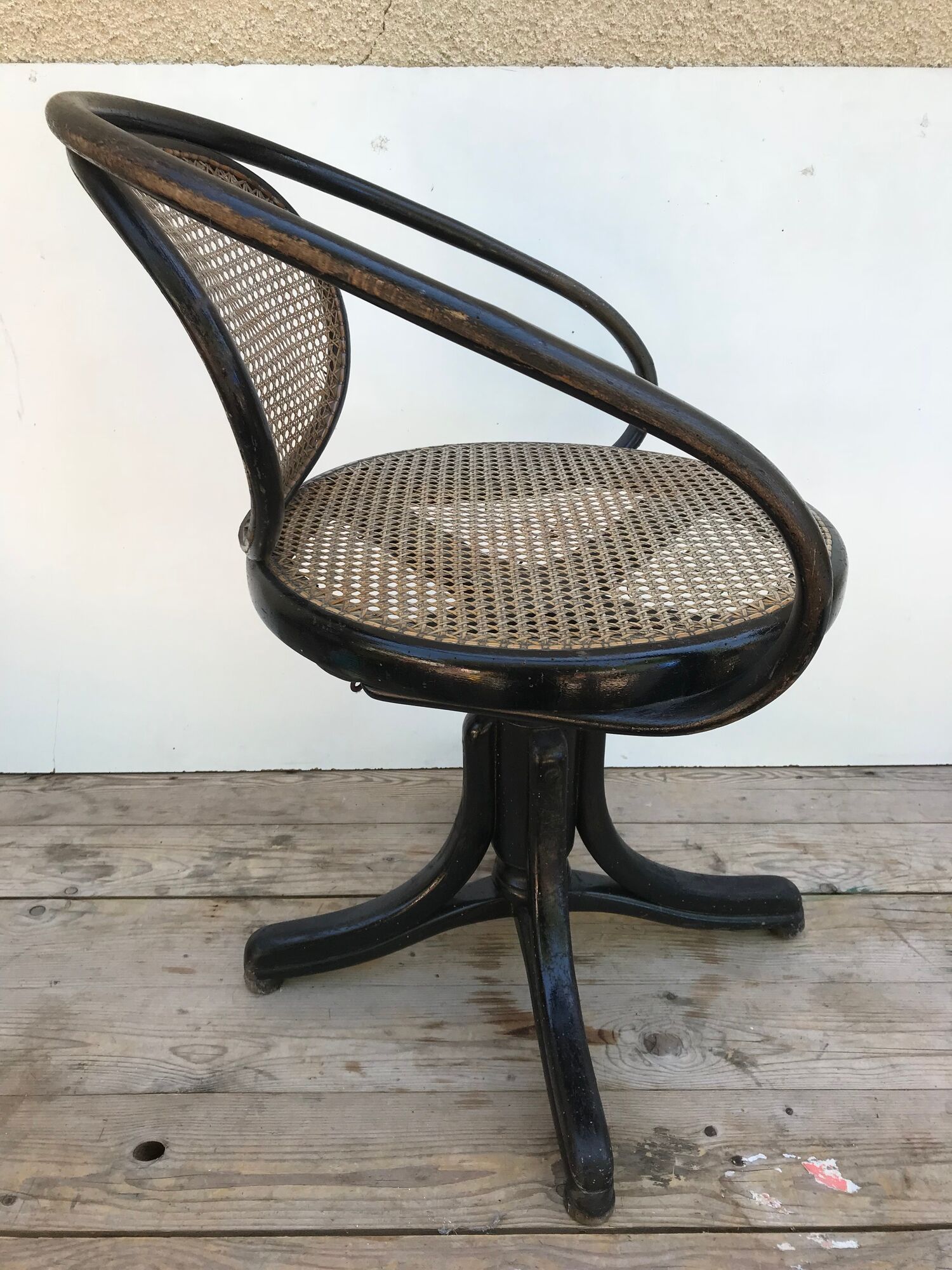 Chair swivel old Thonet bentwood, folder & canned seat Vintage