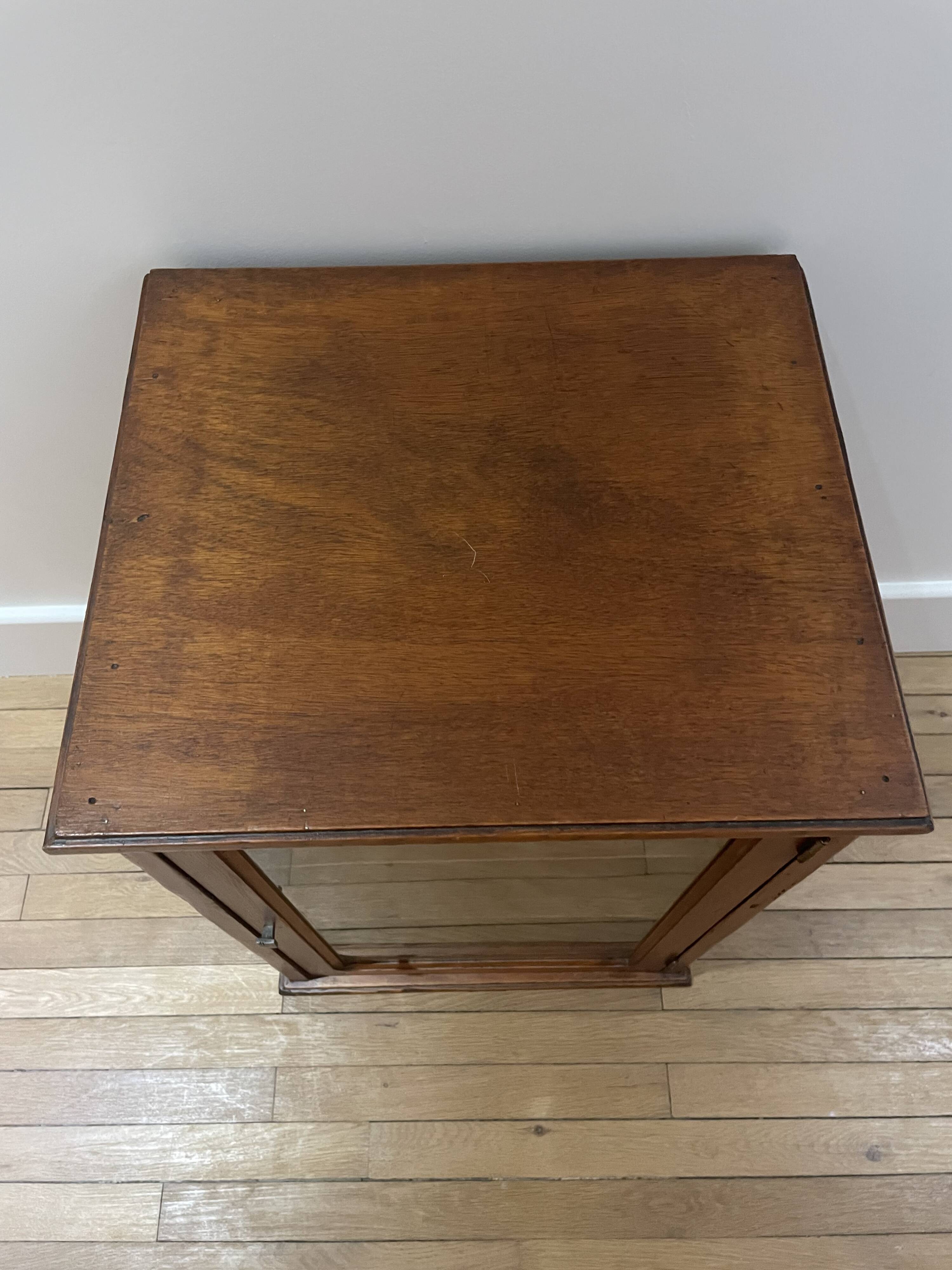 Vintage wooden display cabinet 260225