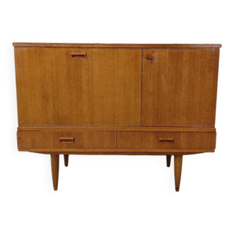 Vintage Scandinavian buffet/bar