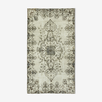 Handmade hi-low pile anatolian 1980s 159 cm x 278 cm grey rug