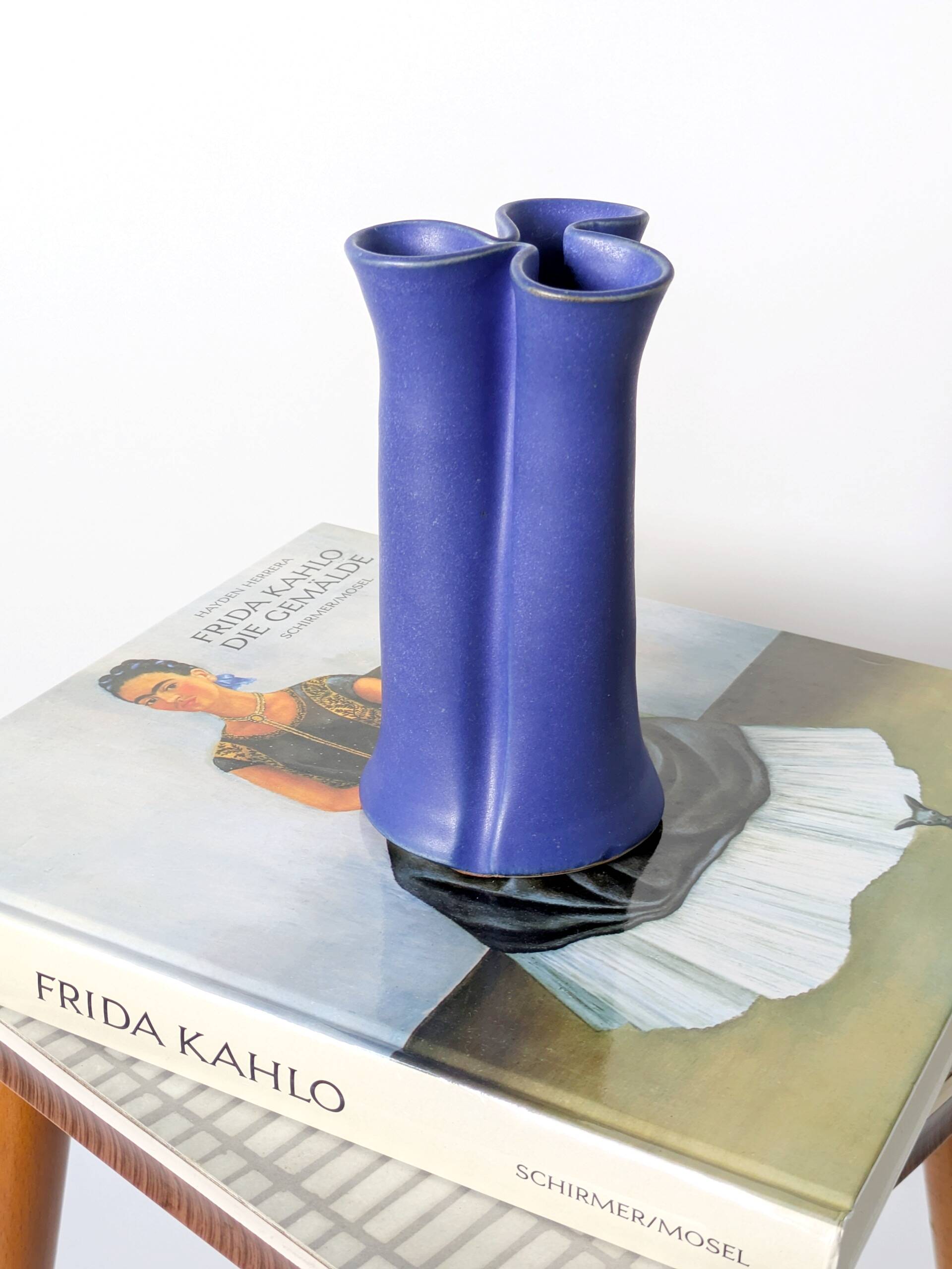Blue ceramic soliflore vase, Aage Würtz Denmark, 1960s