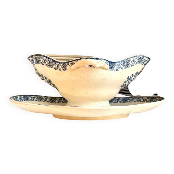 Saucière Gien en terre de fer, service ''Arabesques