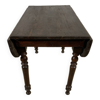 Square shuttered dining table