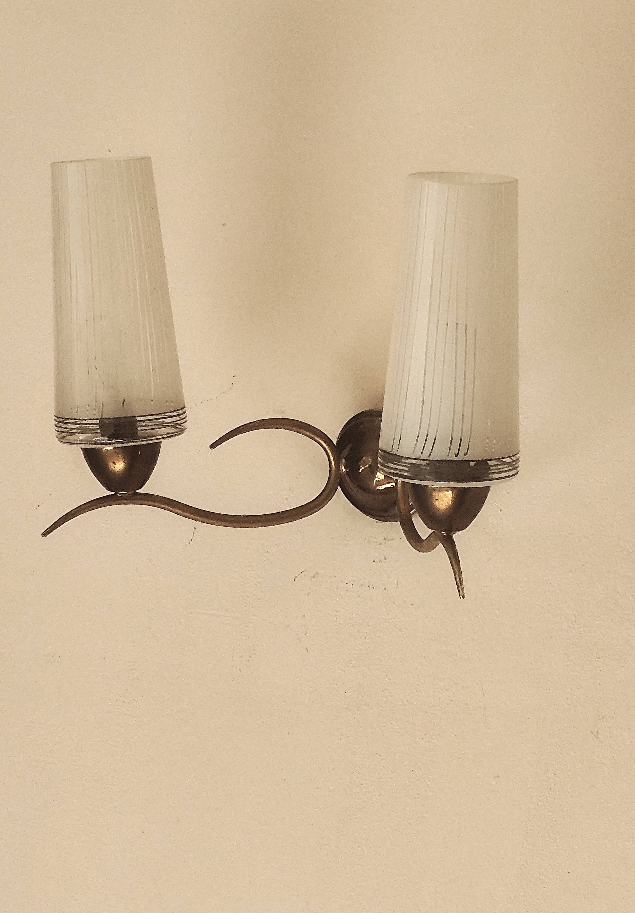Two-light wall sconce in gilded metal with opaque glass shades, 1950/1960