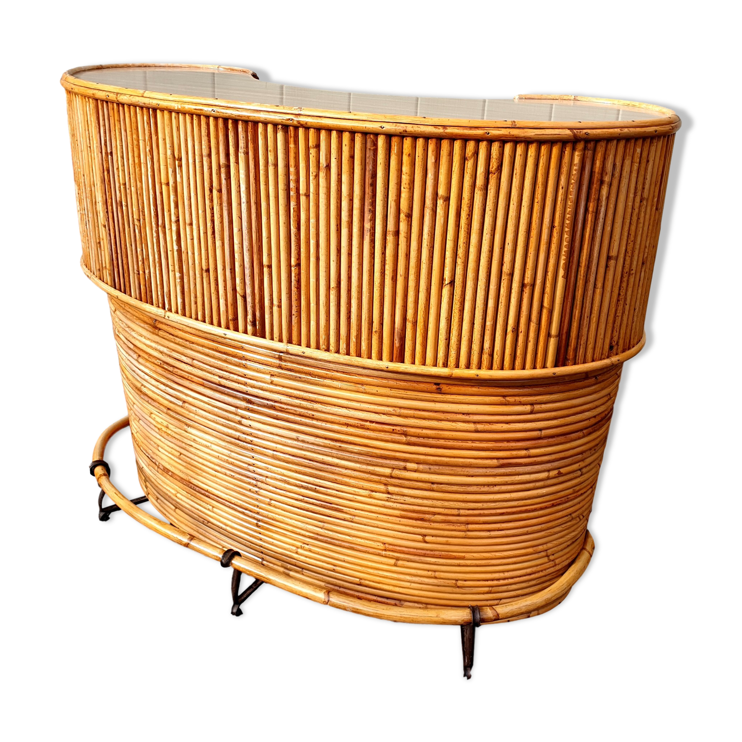 Vintage Bamboo Tiki Cocktail Bar