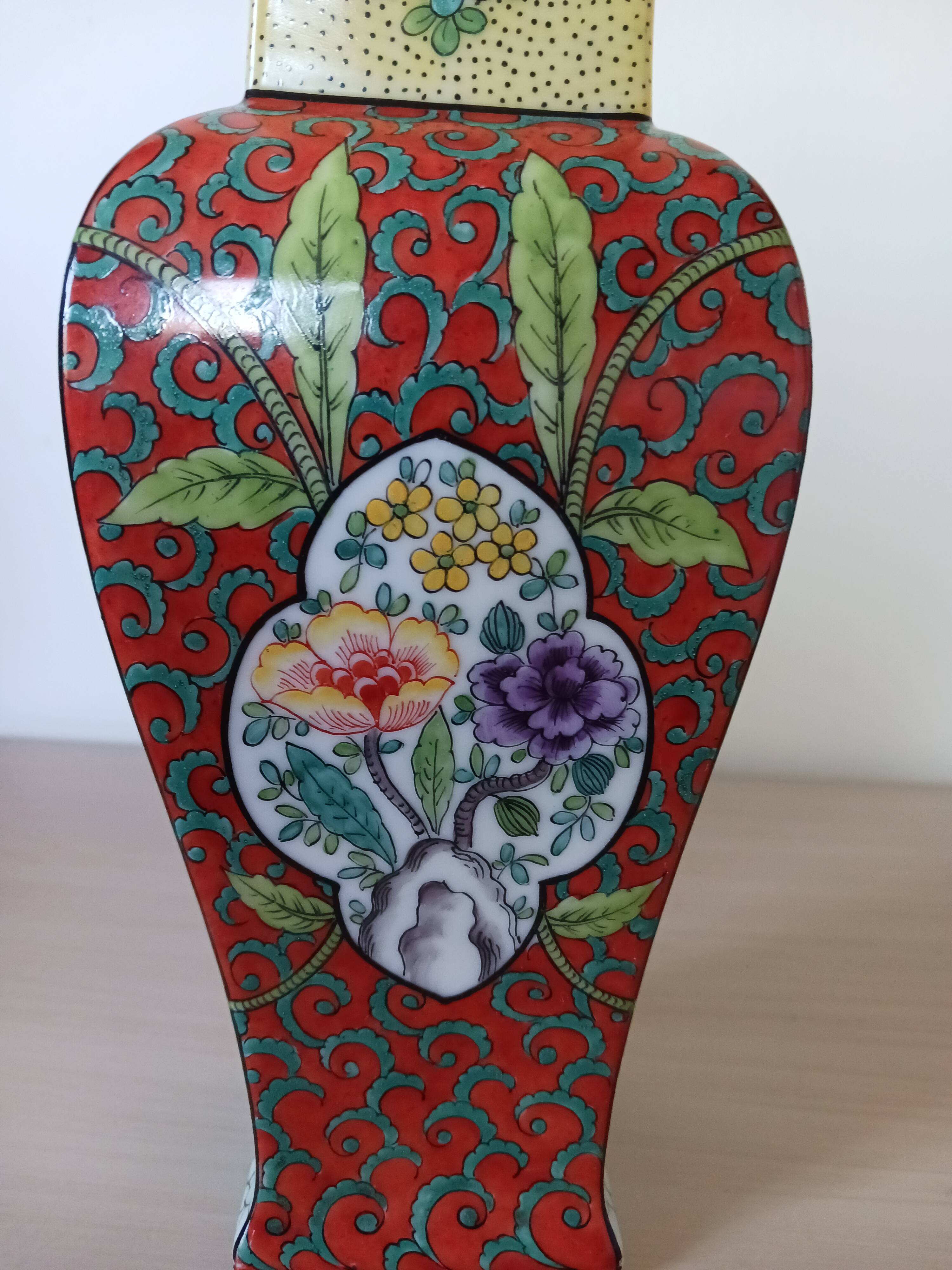 Japanese-style vase from Limoges